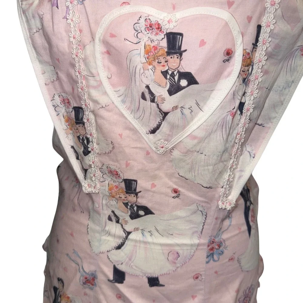 Vintage Pink Bride Groom Novelty Print Apron Heart Cutout Lace Trim Coquette